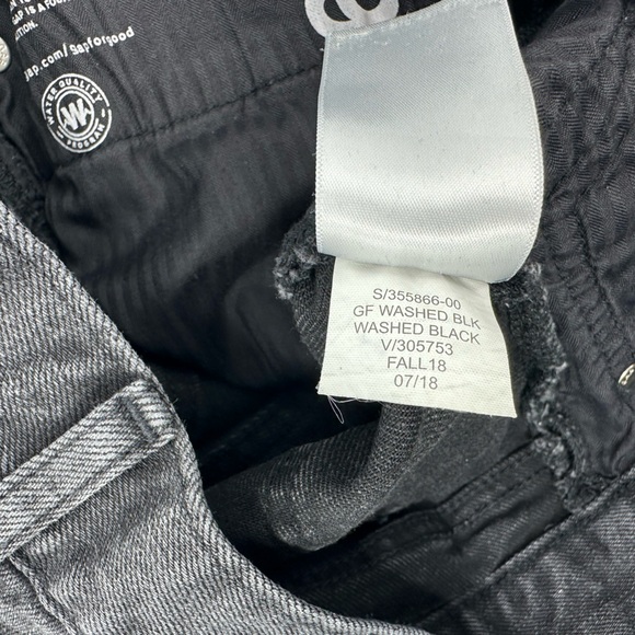 Gap for Good Mid Rise Best Girlfriend Jeans Black Dark Wash Size 26 Women’s - Picture 12 of 14